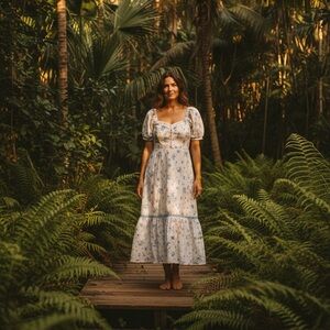 Elegant Blue Floral Midi Dress